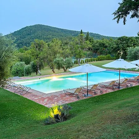 La Mita Sleeps 26 With Pool And Air Con