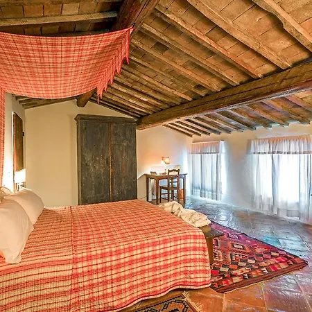 La Mita Sleeps 26 With Pool And Air Con Villa Preggio