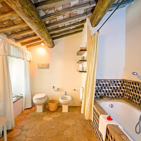 La Mita Sleeps 26 With Pool And Air Con 빌라 *